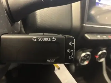 Photo 36 Renault Clio  Blue dCi 100 - 21N