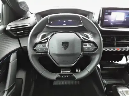 Photo 33 Peugeot 208  Hybrid 145 e-DCS6