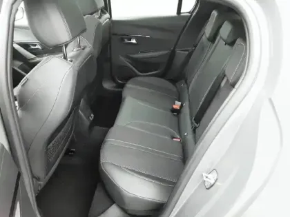 Photo 63 Peugeot 208  Hybrid 145 e-DCS6