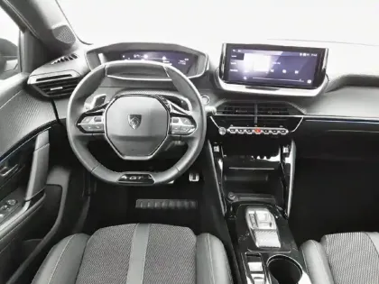 Photo 32 Peugeot 208  Hybrid 145 e-DCS6