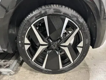 Photo 12 Peugeot 208  Hybrid 145 e-DCS6