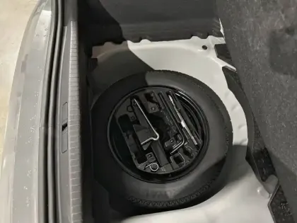 Photo 24 Peugeot 208  Hybrid 145 e-DCS6