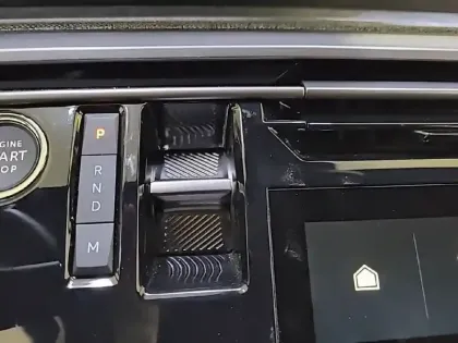 Photo 13 Peugeot 5008  Hybrid 136 e-DCS6