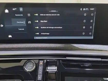 Photo 54 Peugeot 5008  Hybrid 136 e-DCS6