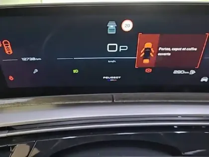 Photo 9 Peugeot 5008  Hybrid 136 e-DCS6