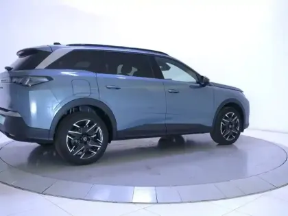 Photo 37 Peugeot 5008  Hybrid 136 e-DCS6