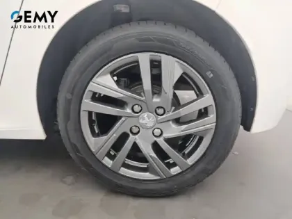 Photo 10 Peugeot 208  PureTech 75 S&S BVM5