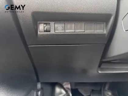 Photo 13 Peugeot 208  Electrique 50 kWh 136ch