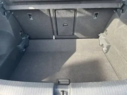 Photo 39 Volkswagen T-roc  1.5 TSI EVO 150 Start/Stop DSG7