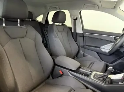 Photo 18 Audi Q3  Sportback 35 TFSI 150 ch S tronic 7