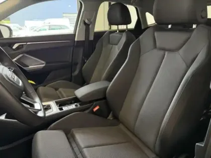 Photo 15 Audi Q3  Sportback 35 TFSI 150 ch S tronic 7