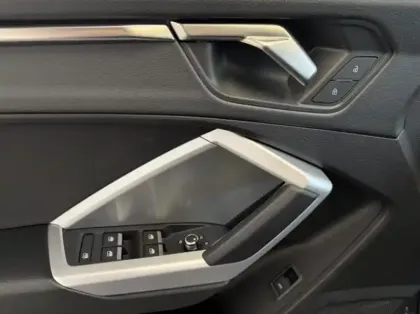 Photo 20 Audi Q3  Sportback 35 TFSI 150 ch S tronic 7