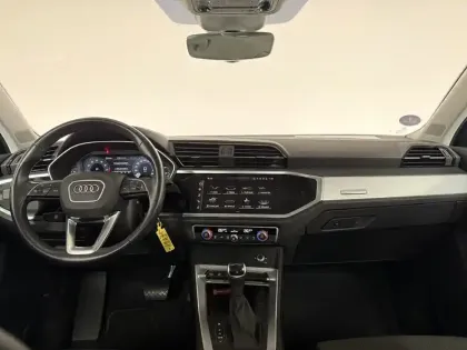 Photo 5 Audi Q3  35 TFSI 150 ch S tronic 7