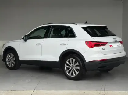 Photo 2 Audi Q3  35 TFSI 150 ch S tronic 7