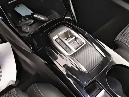 Photo 42 Peugeot 2008  Electrique 136 ch