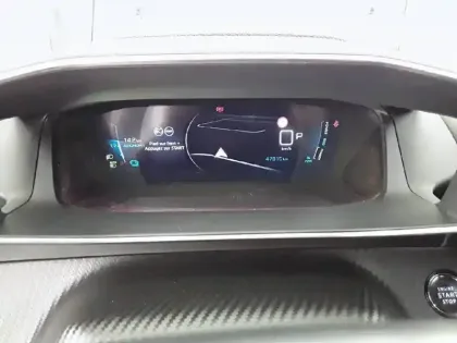 Photo 38 Peugeot 2008  Electrique 136 ch