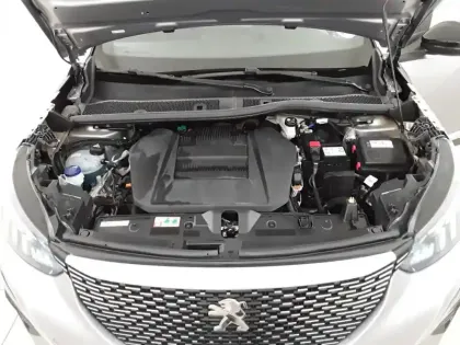 Photo 47 Peugeot 2008  Electrique 136 ch