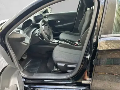 Photo 10 Peugeot 208  Hybrid 110 e-DCS6