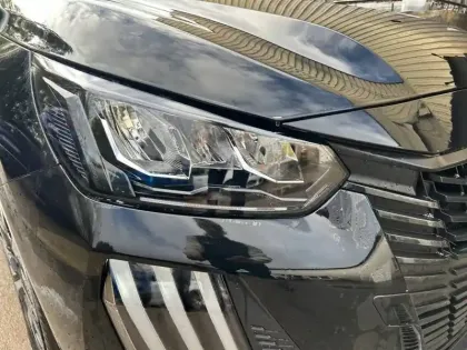 Photo 15 Peugeot 208  Hybrid 110 e-DCS6