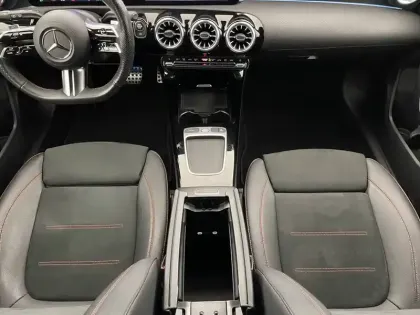 Photo 91 Mercedes Classe A  200 d 8G-DCT