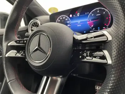 Photo 55 Mercedes Classe A  200 d 8G-DCT