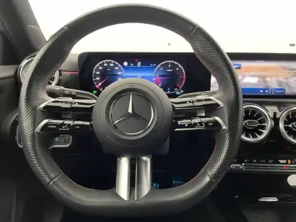 Photo 86 Mercedes Classe A  200 d 8G-DCT