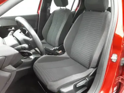 Photo 42 Peugeot 208  BlueHDi 100 S&S BVM6