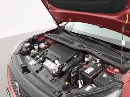 Photo 14 Peugeot 2008  PureTech 100 S&S BVM6