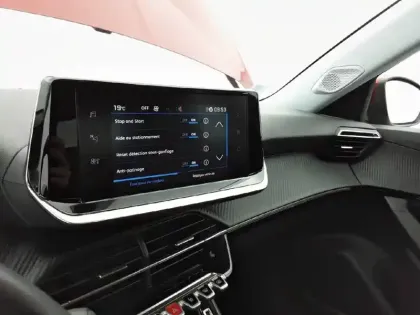 Photo 19 Peugeot 2008  PureTech 100 S&S BVM6