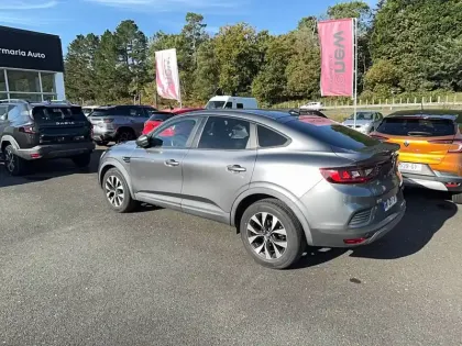 Photo 1 Renault Arkana  mild hybrid 140 EDC FAP - 22