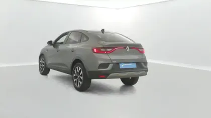 Photo 39 Renault Arkana  mild hybrid 140 EDC FAP - 22