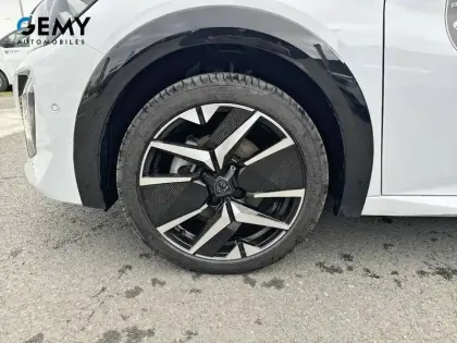 Photo 26 Peugeot 208  Electrique 54 kWh 156ch