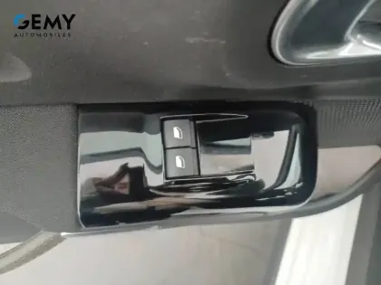 Photo 11 Citroën C3  SOCIETE BLUEHDI 100 S&S BVM6