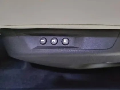 Photo 33 DS DS 4  Hybride E-Tense 225 EAT8