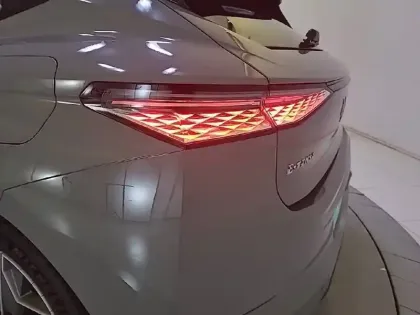 Photo 16 DS DS 4  Hybride E-Tense 225 EAT8