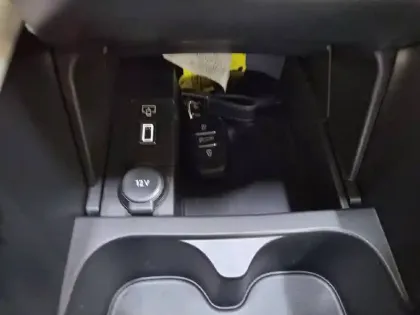 Photo 26 DS DS 4  Hybride E-Tense 225 EAT8