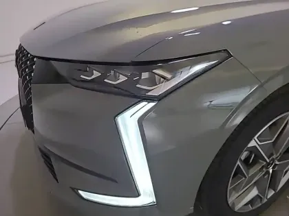 Photo 15 DS DS 4  Hybride E-Tense 225 EAT8