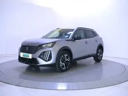 Photo 32 Peugeot 2008  Hybrid 136 e-DCS6