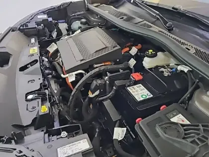 Photo 14 Peugeot 2008  Electrique 54 kWh 156 ch