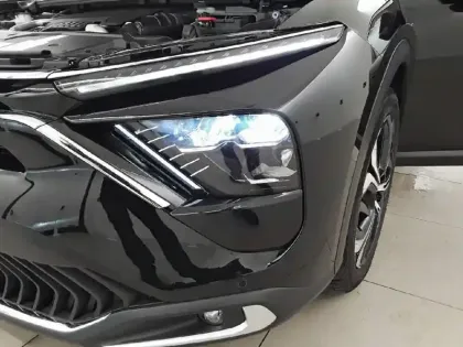 Photo 37 Citroën C5  X PureTech 130 S&S EAT8