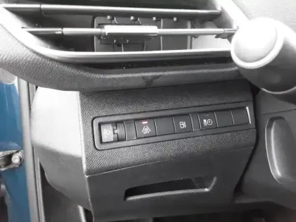 Photo 41 Peugeot 3008  Hybrid 225 e-EAT8