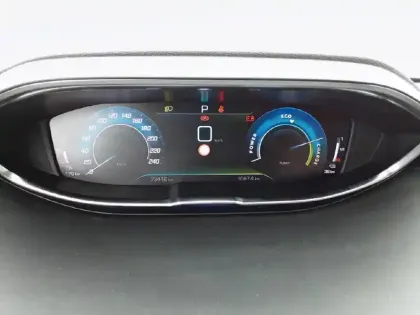 Photo 29 Peugeot 3008  Hybrid 225 e-EAT8