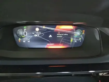 Photo 44 Peugeot 408  Hybrid 136 e-DCS6