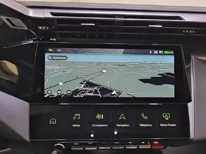 Photo 53 Peugeot 408  Hybrid 136 e-DCS6