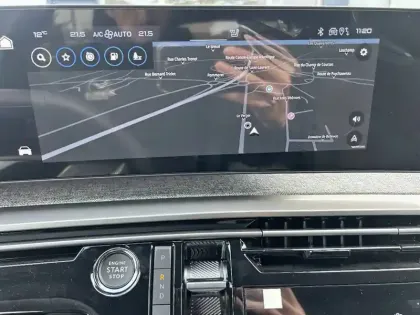 Photo 19 Peugeot 3008  Hybrid 145 e-DCS6