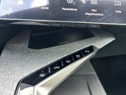 Photo 18 Peugeot 3008  Hybrid 145 e-DCS6