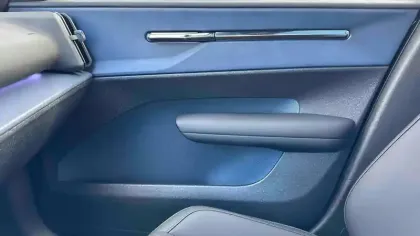 Photo 43 Volvo Ex30  Single Extended Range 272 ch 1EDT