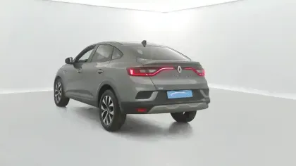 Photo 2 Renault Arkana  TCe 140 EDC FAP