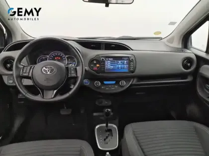 Photo 7 Toyota Yaris  Hybride Pro 100h