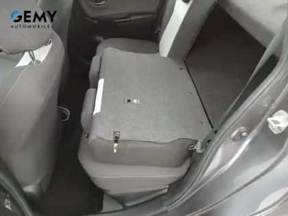 Photo 16 Toyota Yaris  Hybride Pro 100h